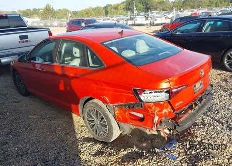 2019 Volkswagen Jetta 1.4T R-Line/1.4T S/1.4T Se z USA, uszkodzony, nr VIN 3VWC57BU5KM056777